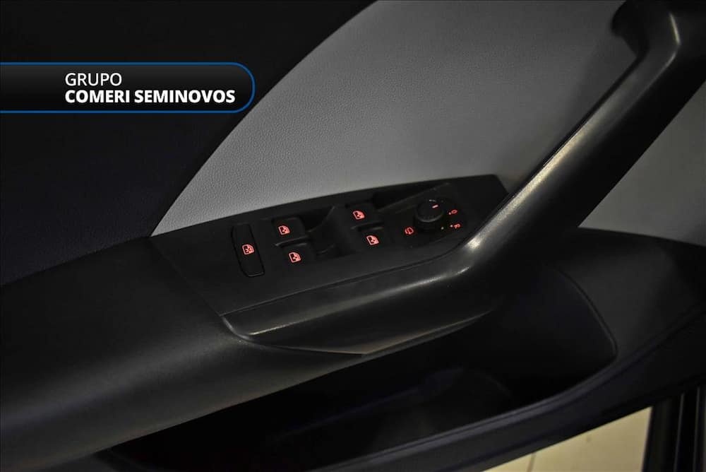 2024 VOLKSWAGEN T-CROSS 1.4 250 TSI TOTAL FLEX HIGHLINE AUTOMÁTICO