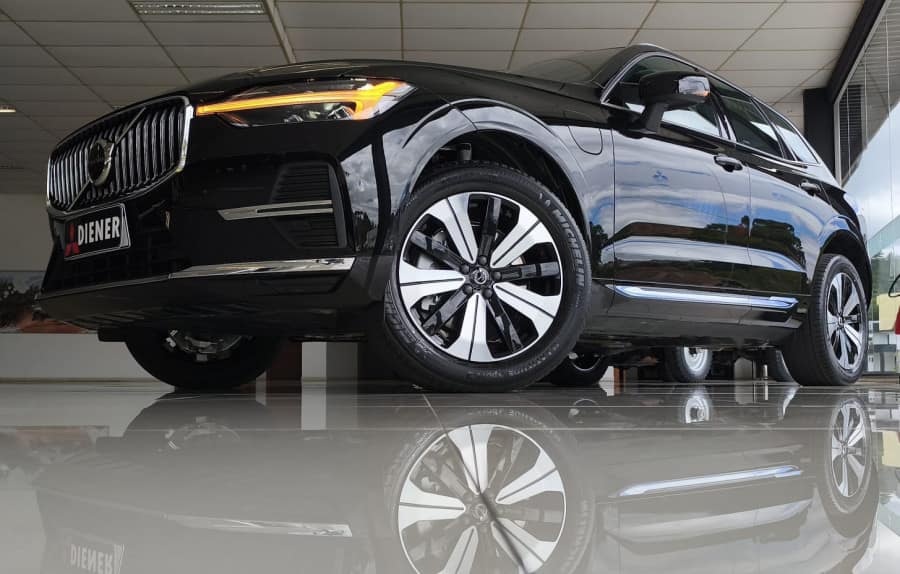 VOLVO XC 60 T8 PLUS HÍBRIDO 2024