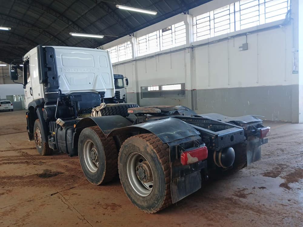 Volkswagen 33.460 Constellation 6x4 2p (diesel)(E5)