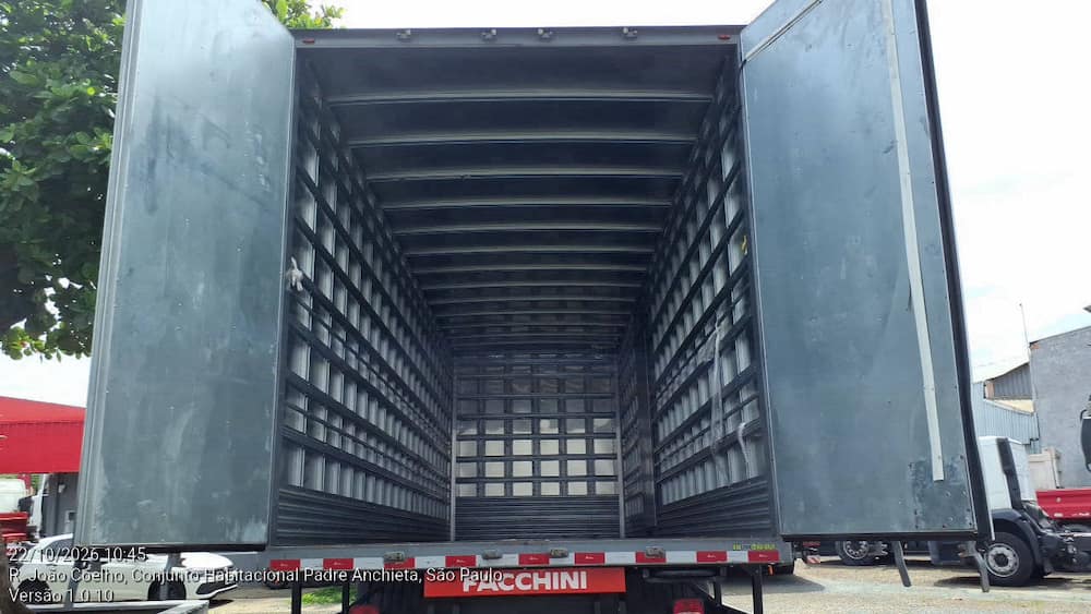 VOLKSWAGEN 24.280 CRM 6X2