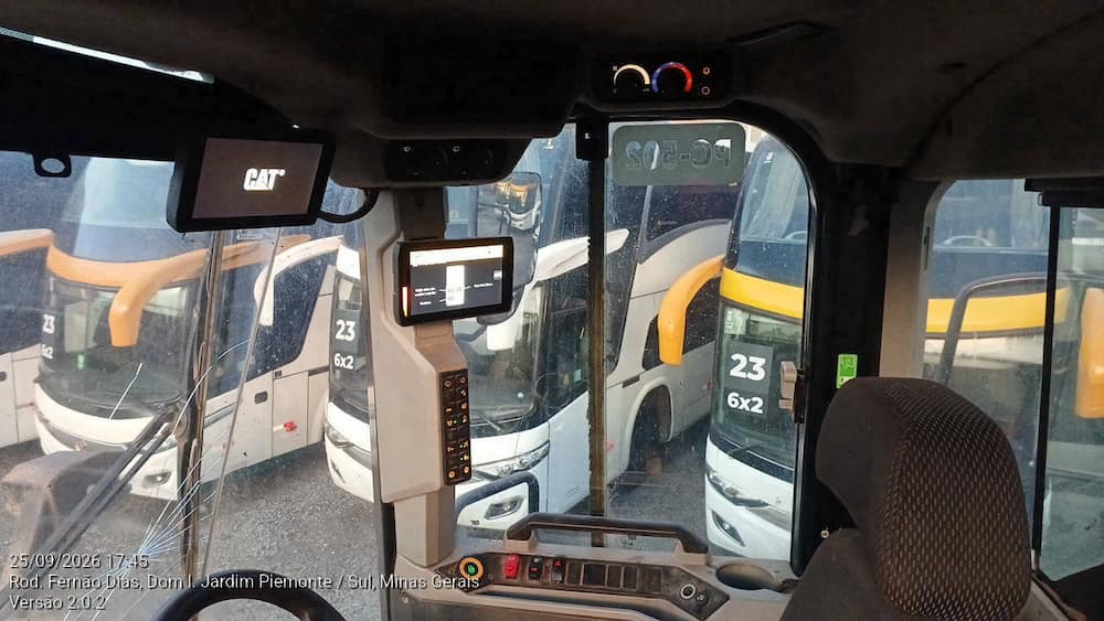 CATERPILLAR PÁ CARREGADEIRA 966L