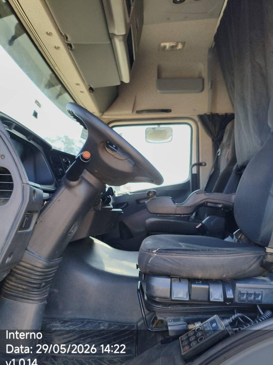 Mercedes-Benz Axor 2644S (6X4)
