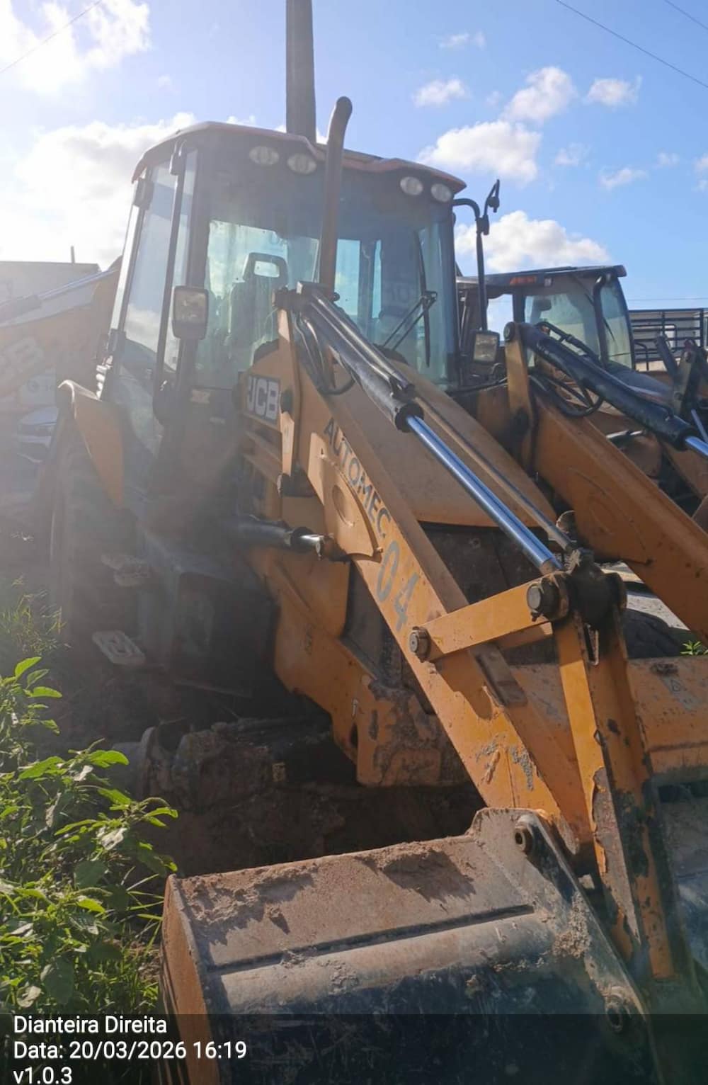 JCB RETROESCAVADEIRA