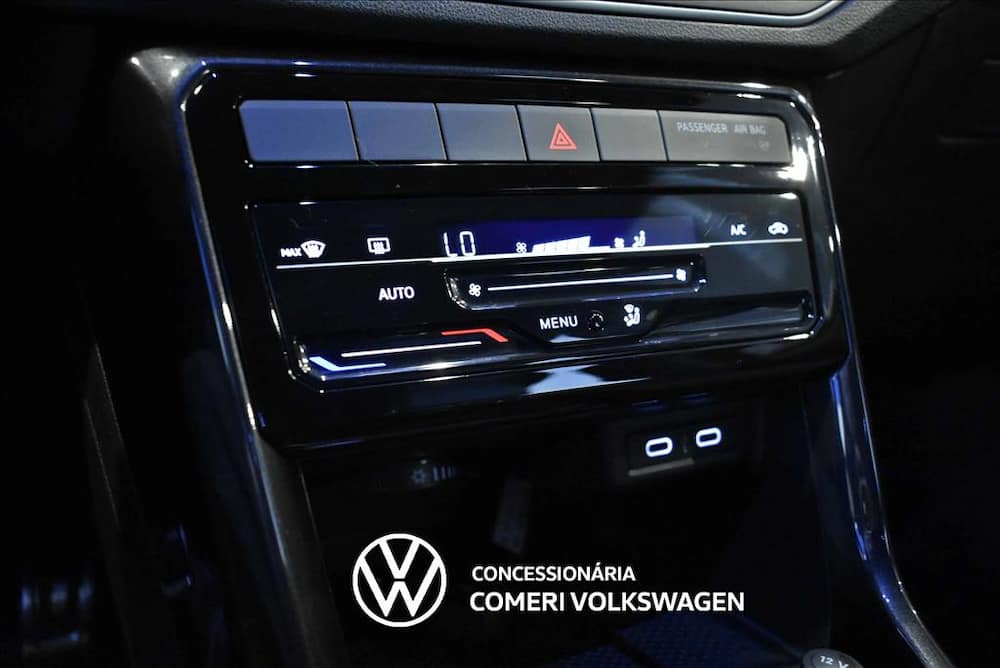 2027 VOLKSWAGEN T-CROSS 1.4 250 TSI TOTAL FLEX HIGHLINE AUTOMÁTICO