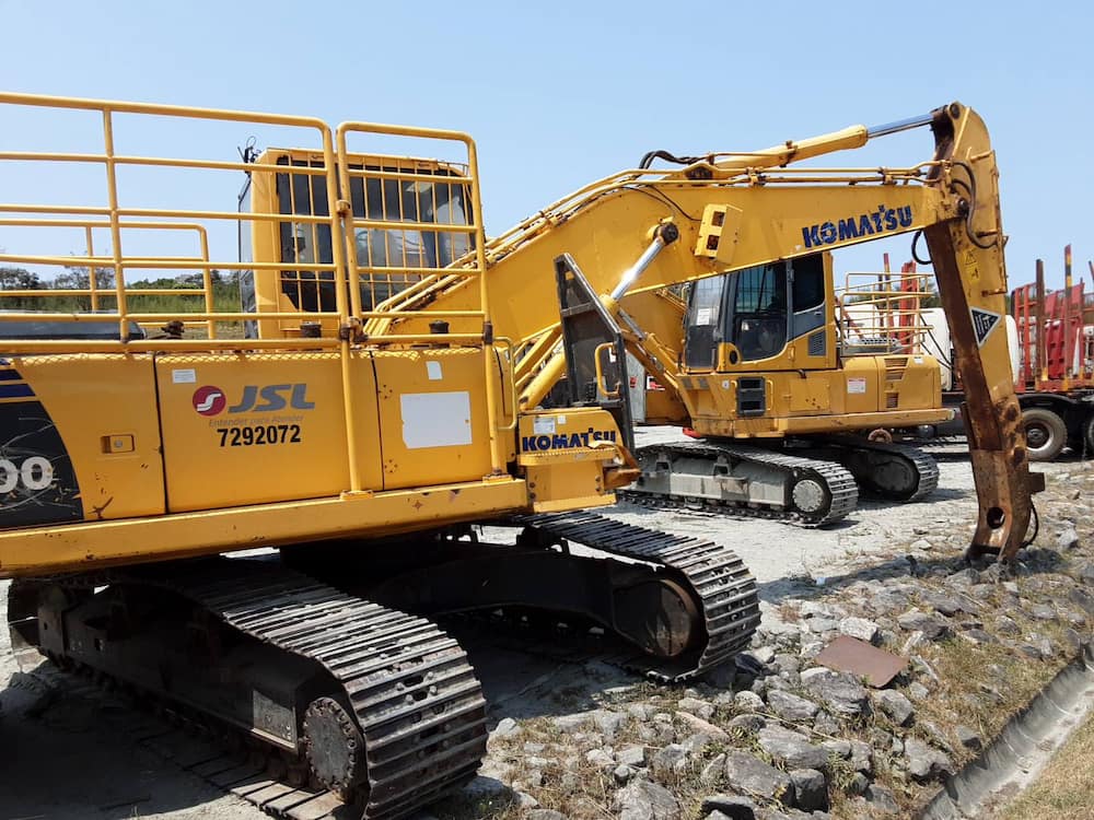 KOMATSU PC 200 LC