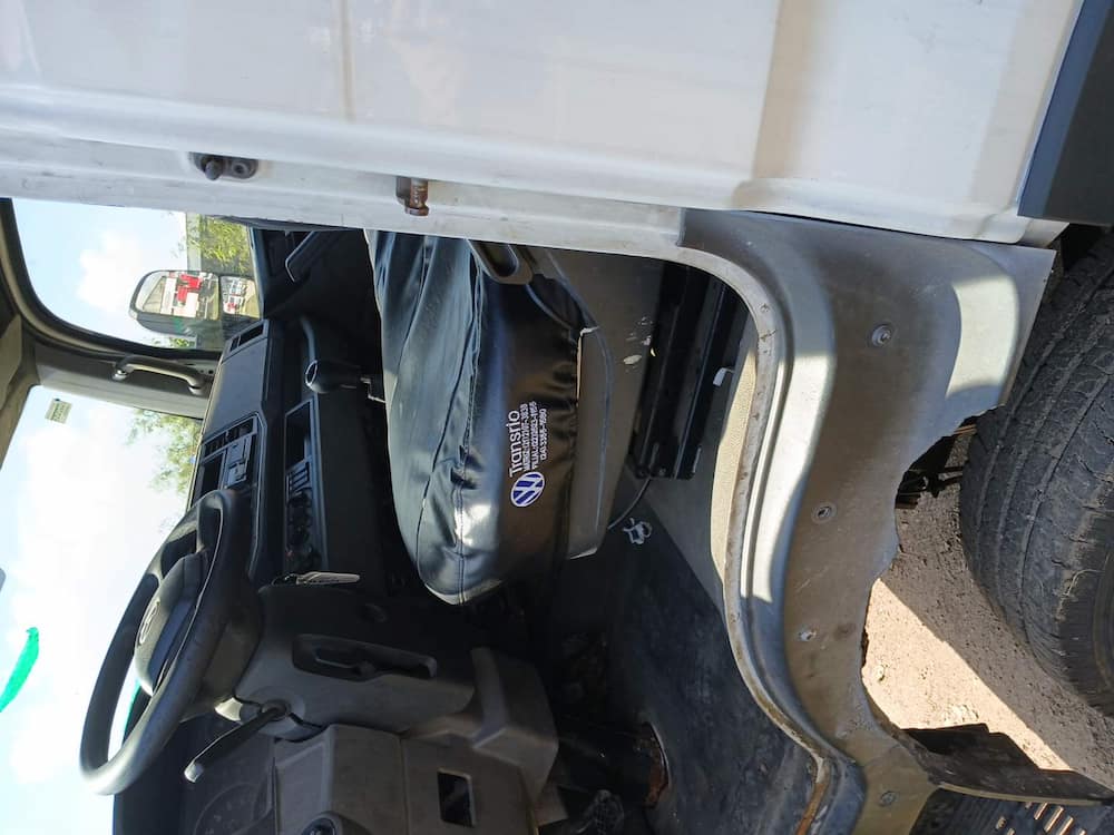 Volkswagen 6-160 Delivery 2p (diesel)(E5)