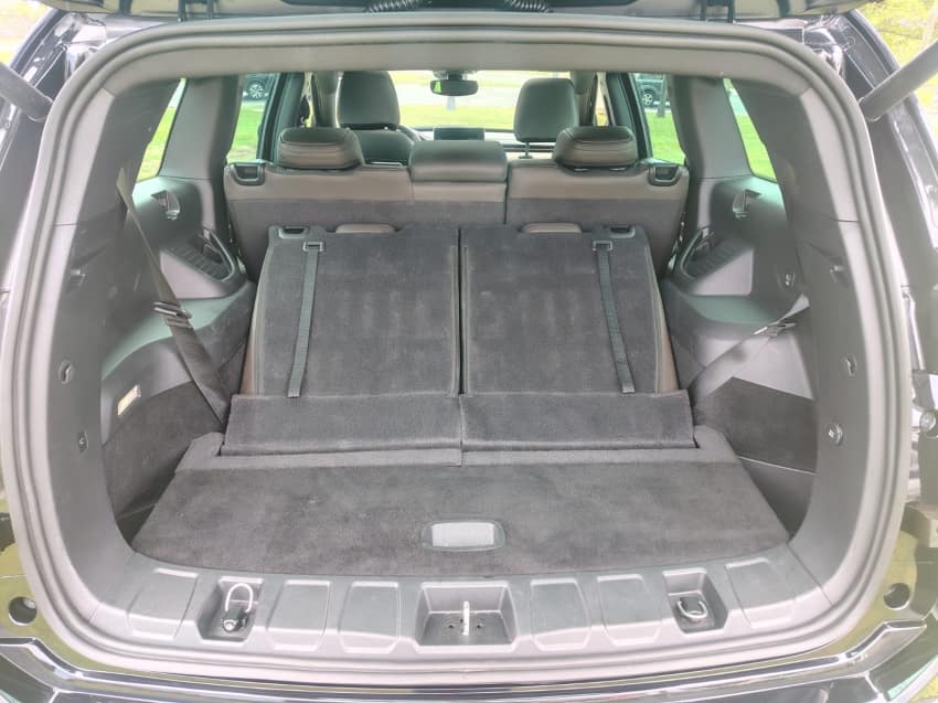 JEEP COMMANDER 2.0 TD380 TURBO DIESEL OVERLAND AT9