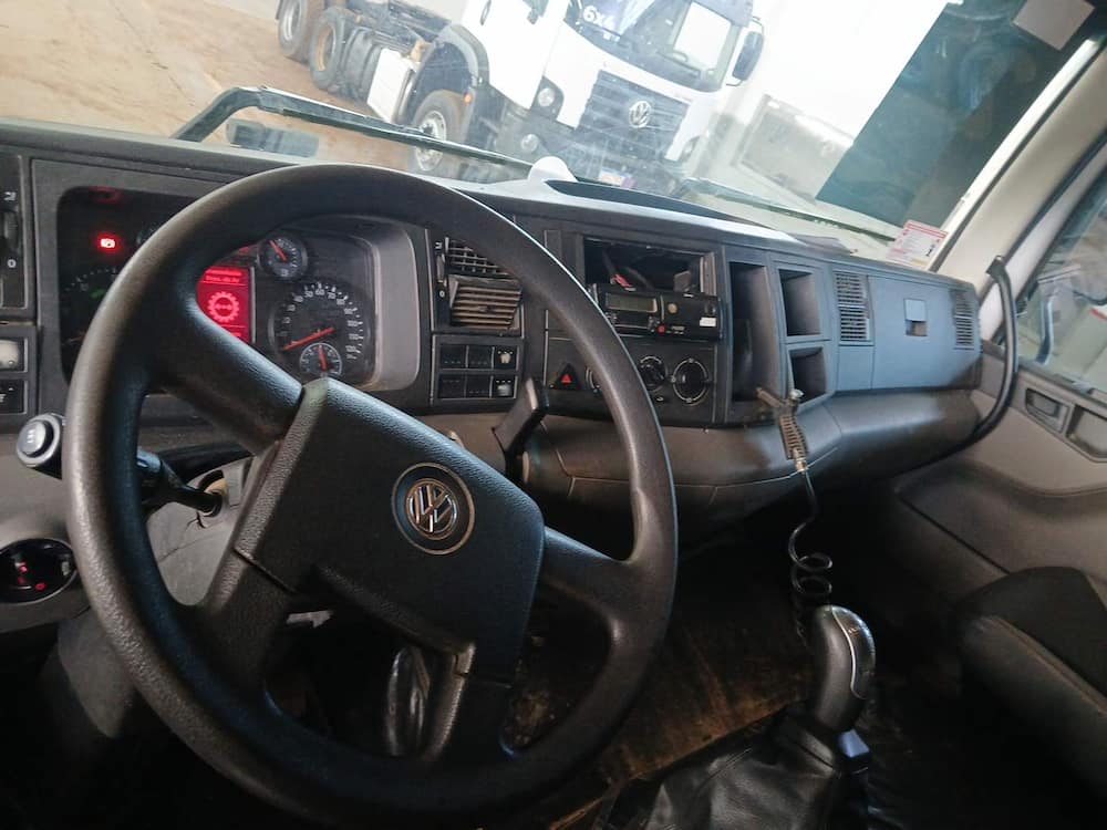 Volkswagen 33.460 Constellation 6x4 2p (diesel)(E5)