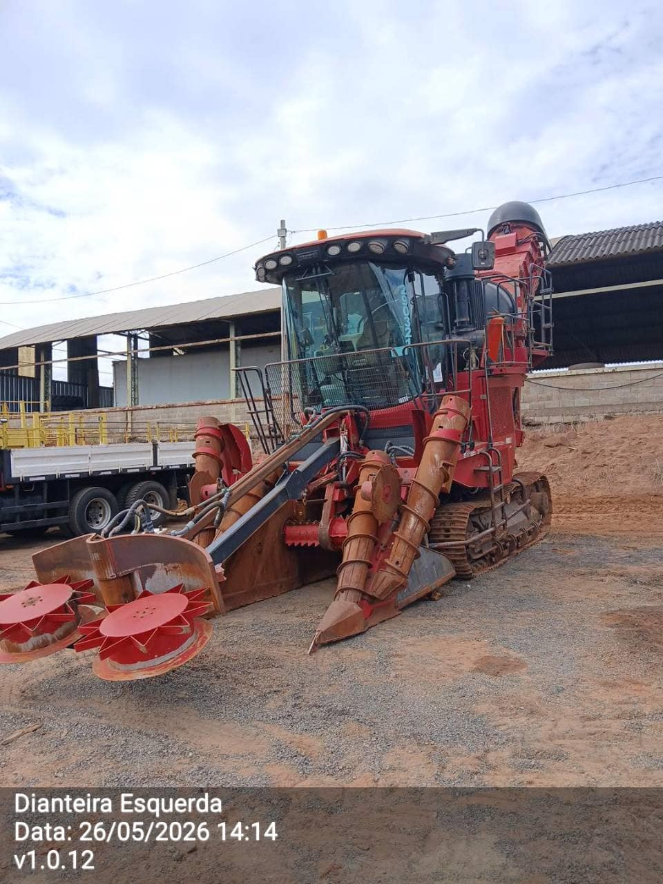 CASE 8810