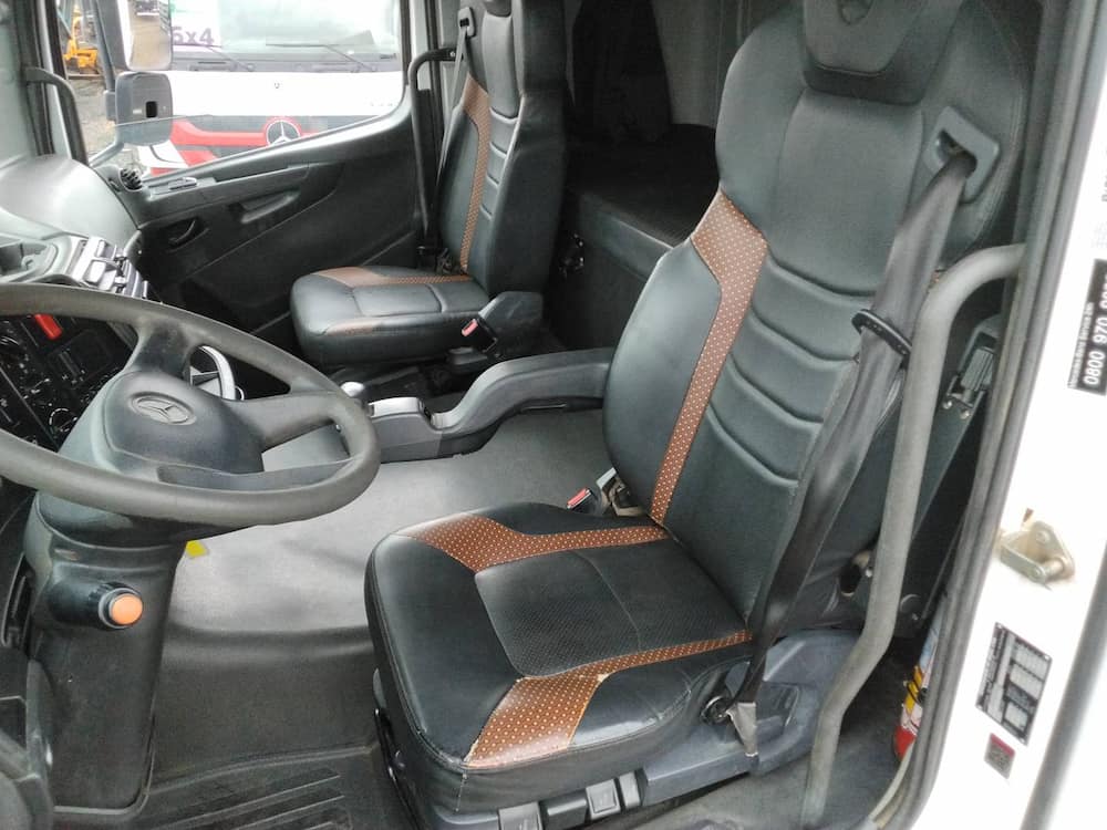 Mercedes-Benz Axor 3344 S (6X4)