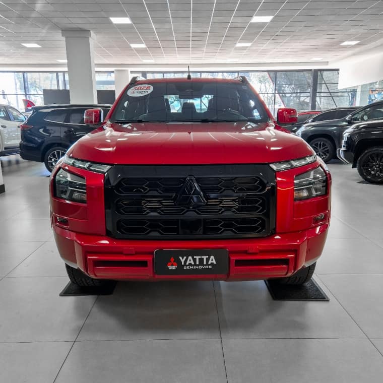 Mitsubishi TRITON 2.4 BITURBO DIESEL CD KATANA 4X4 AUTOMÁTICO 2025/2026