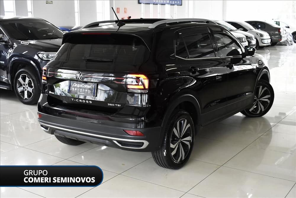 2024 VOLKSWAGEN T-CROSS 1.4 250 TSI TOTAL FLEX HIGHLINE AUTOMÁTICO
