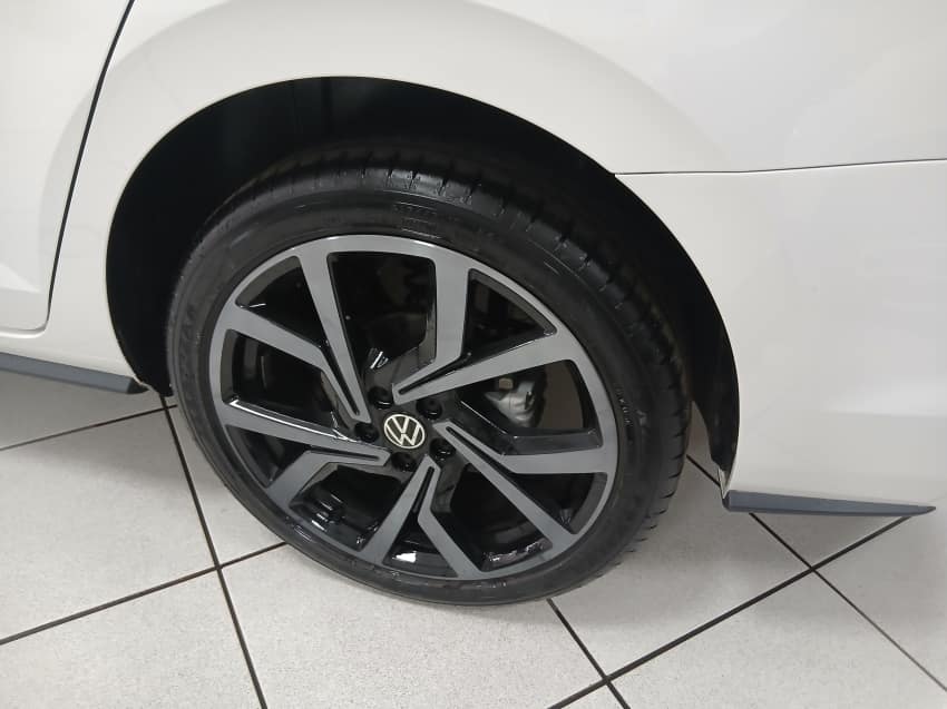 Volkswagen VIRTUS 1.4 250 TSI EXCLUSIVE AUTOMÁTICO