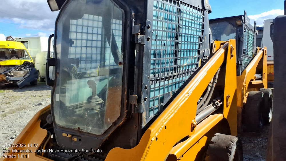 CATERPILLAR MINI CARREGADEIRA