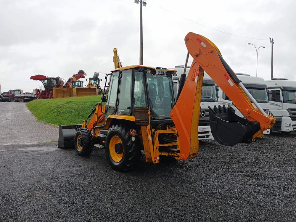 JCB MR/JCB 3CX 2WS4WD