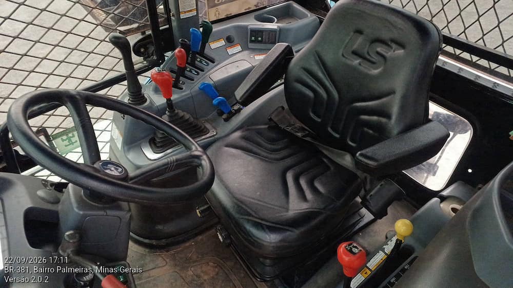 LS Mtron TRATOR AGRÍCOLA LS PLUS 1