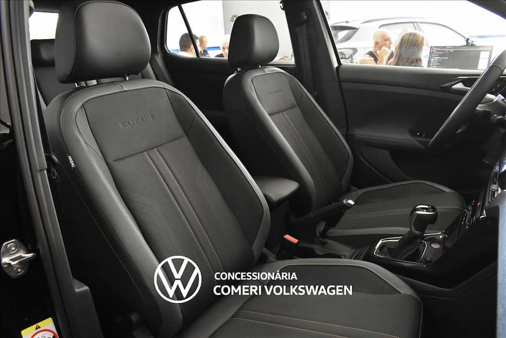 2027 VOLKSWAGEN T-CROSS 1.4 250 TSI TOTAL FLEX EXTREME AUTOMÁTICO