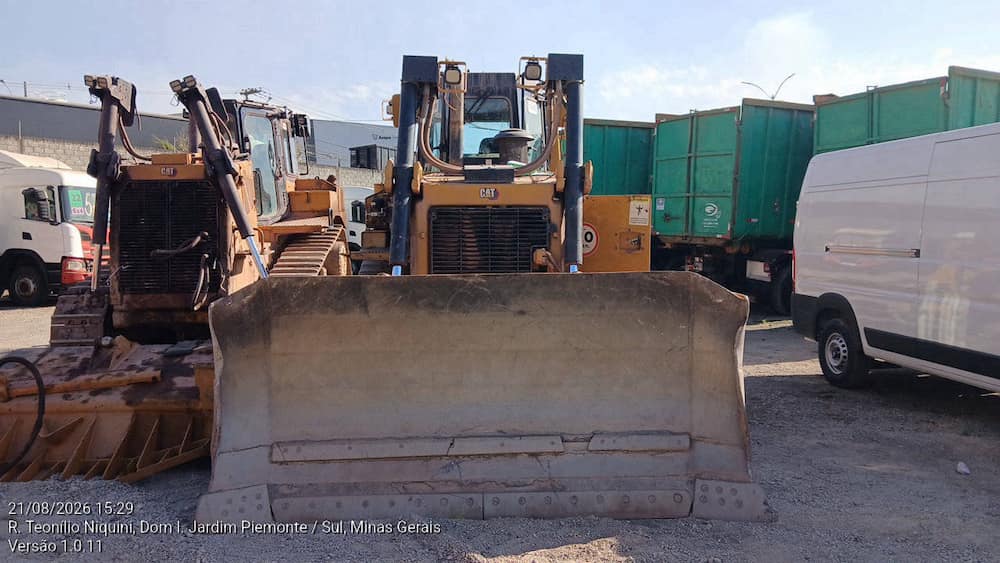 CATERPILLAR TRATOR DE ESTEIRA D6T