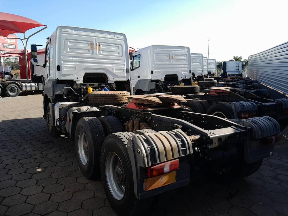 Mercedes-Benz Axor 3344 S (6X4)