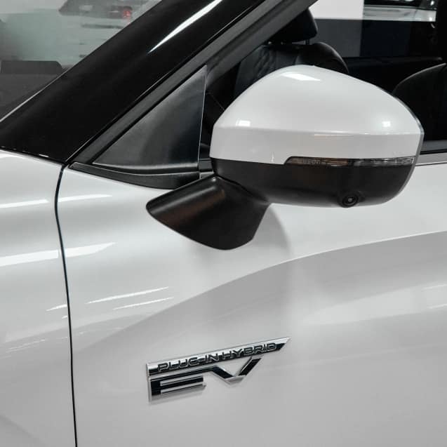 Mitsubishi OUTLANDER 2.4 PHEV SIGNATURE S-AWC DHT 2025/2026