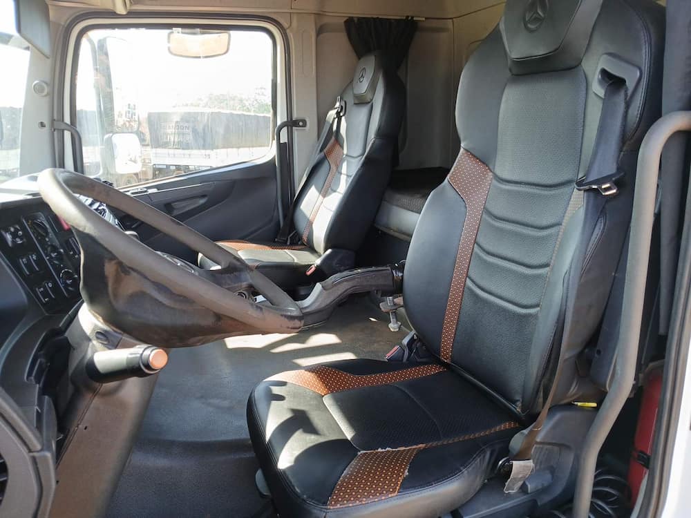 Mercedes-Benz Axor 3344 S (6X4)