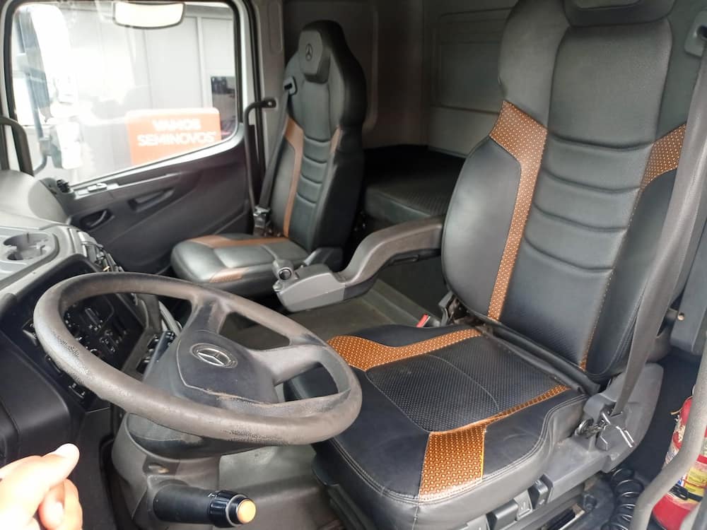 Mercedes-Benz Axor 3344 S (6X4)