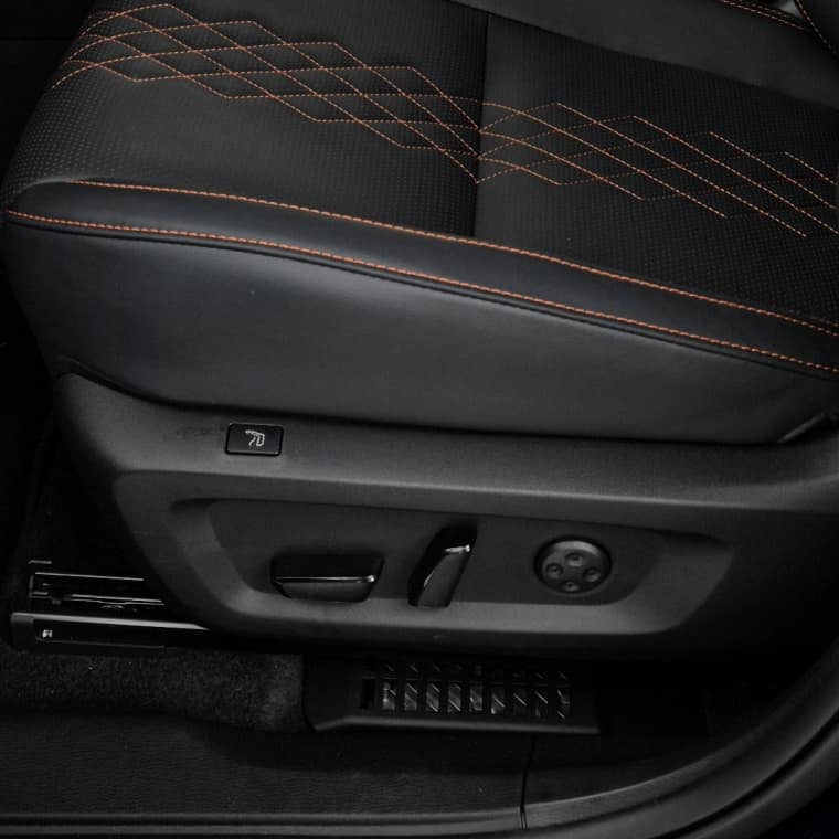 Mitsubishi OUTLANDER 2.4 PHEV SIGNATURE S-AWC DHT 2025/2026