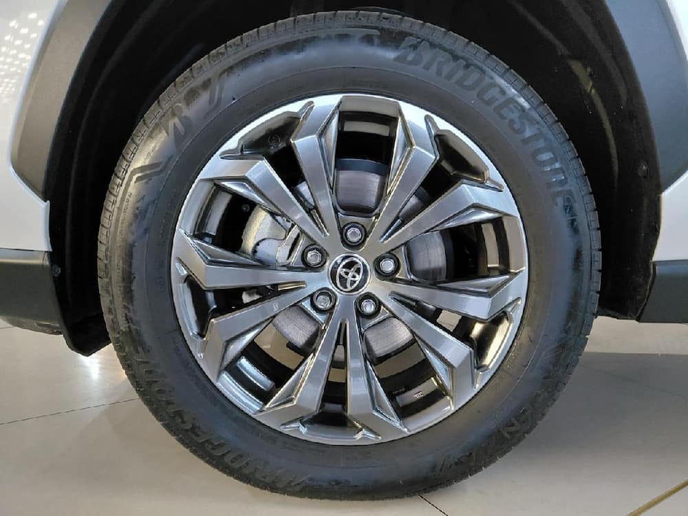 TOYOTA RAV4 2.5 VVT-IE HYBRID SX CONNECT AWD CVT