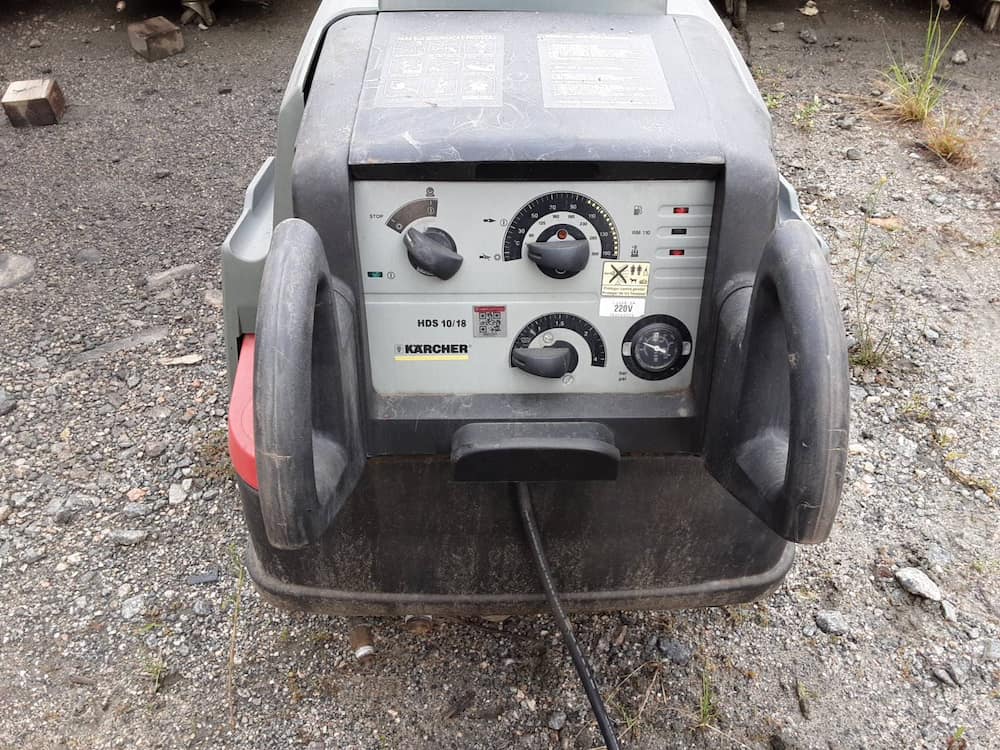 KARCHER LAVADORA DE PISO A.P