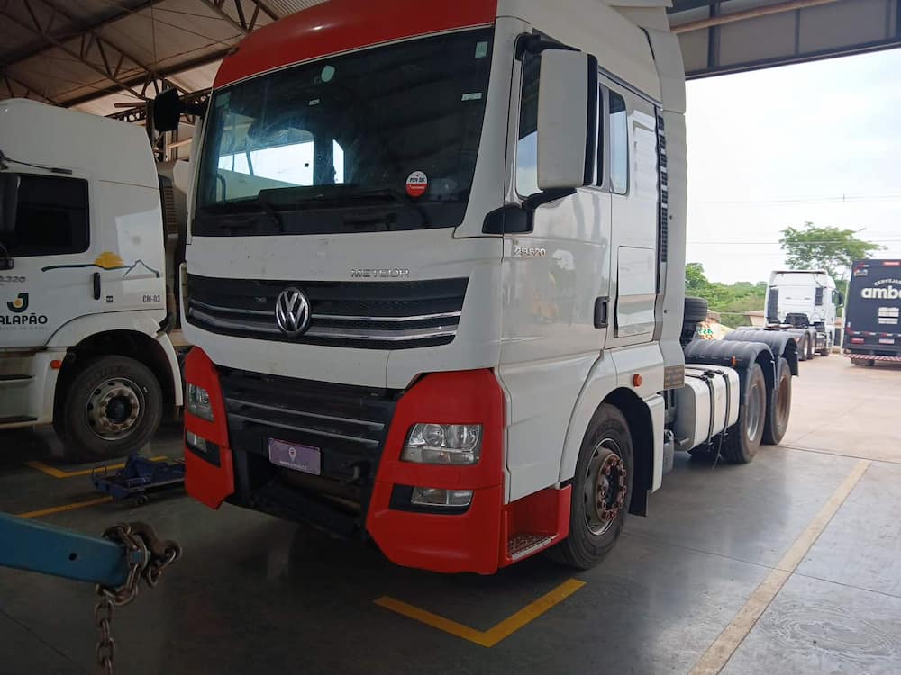 Volkswagen Meteor 29.520 6x4 2p (diesel)(E5)
