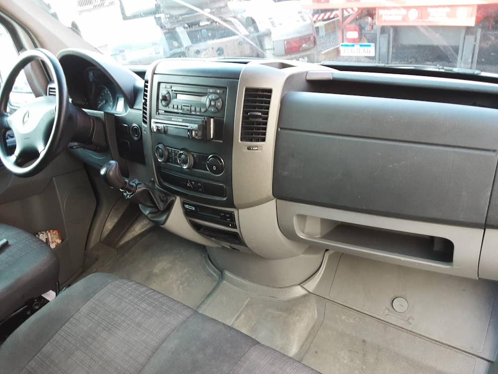 MERCEDES-BENZ SPRINTER 515 CDI