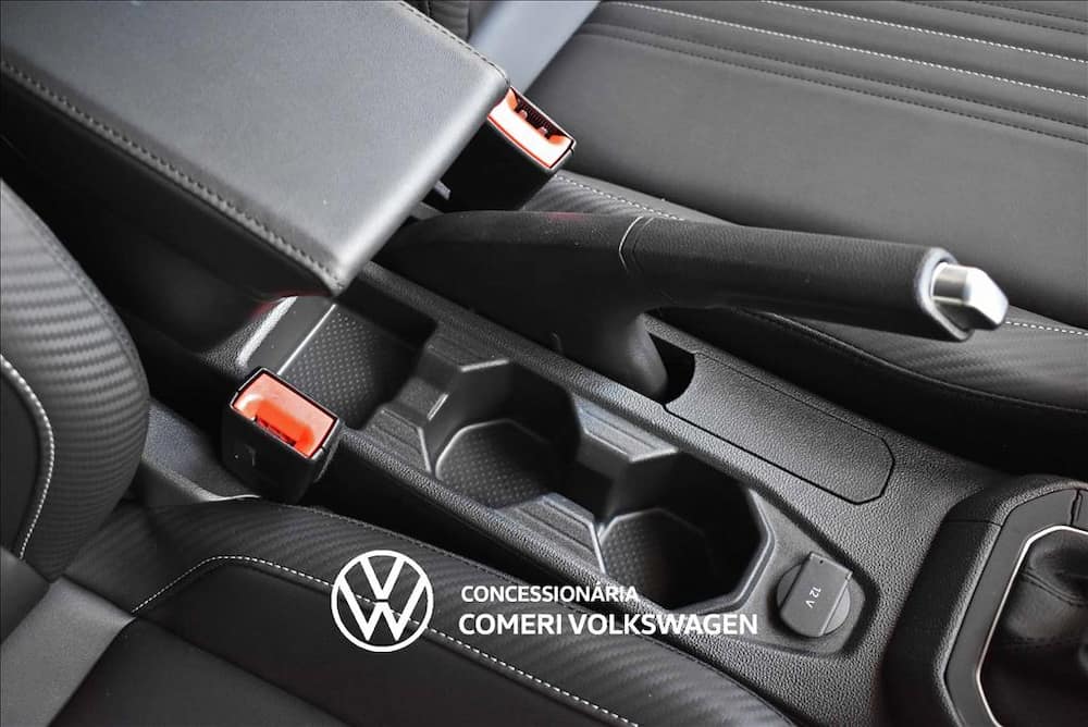2027 VOLKSWAGEN NIVUS 1.0 200 TSI TOTAL FLEX HIGHLINE AUTOMÁTICO