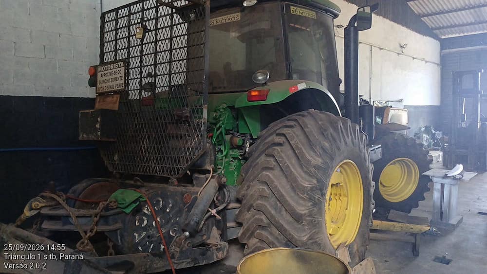 JOHN DEERE TRATOR JOHN DEERE 7215J