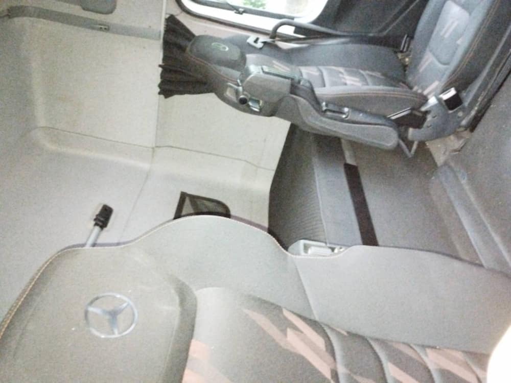 MERCEDES-BENZ AXOR 2544 LS