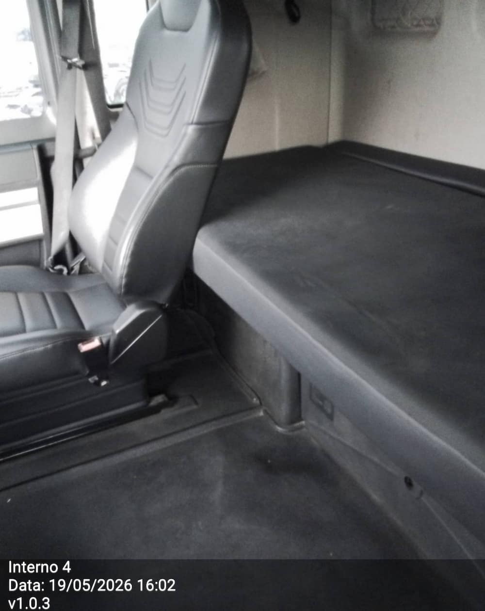 VOLKSWAGEN 28.460 METEOR 6X2