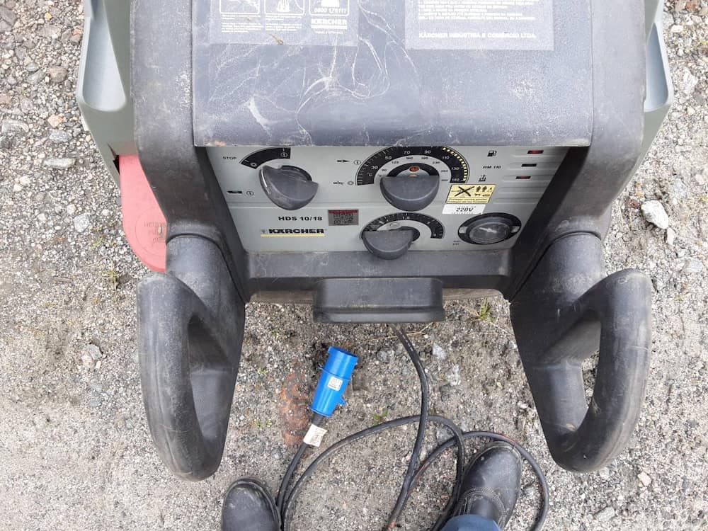 KARCHER LAVADORA DE PISO A.P