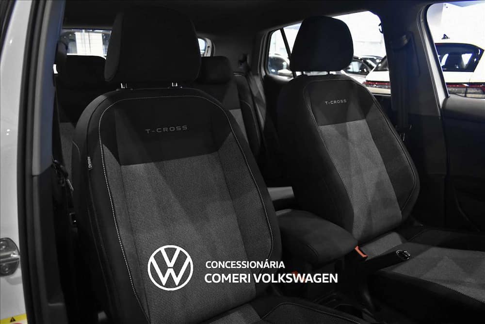 2026 VOLKSWAGEN T-CROSS 1.0 200 TSI TOTAL FLEX AUTOMÁTICO