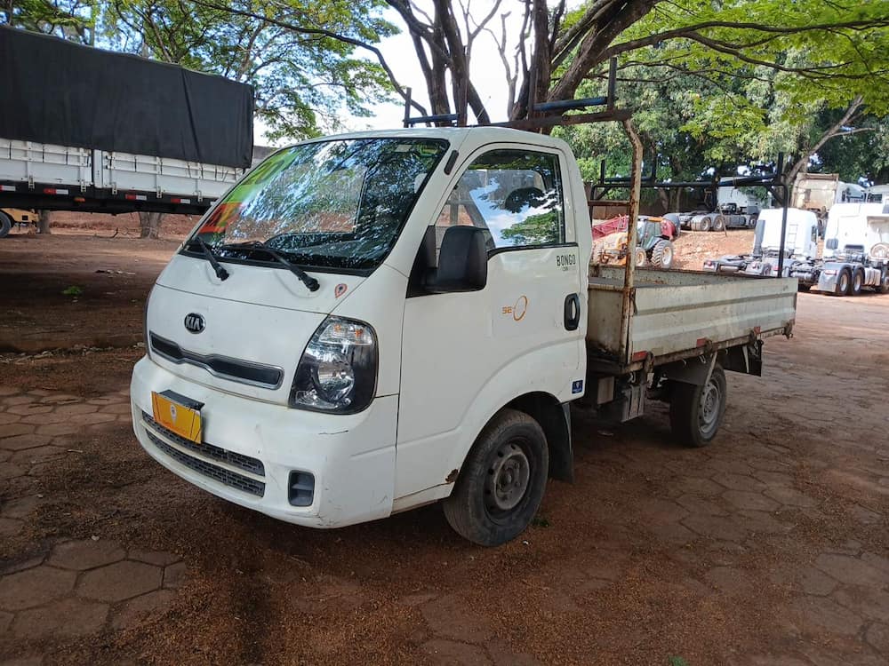 Kia Bongo K-2500 STD 4x2 RS (cab. simples)