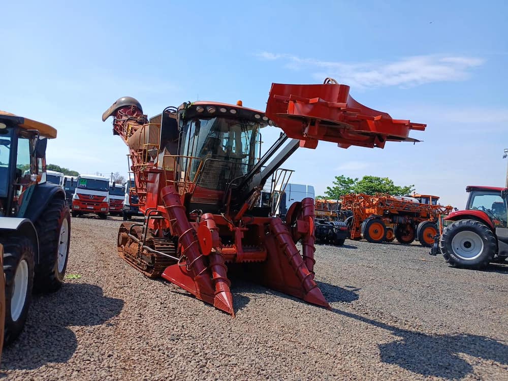 CASE 8810