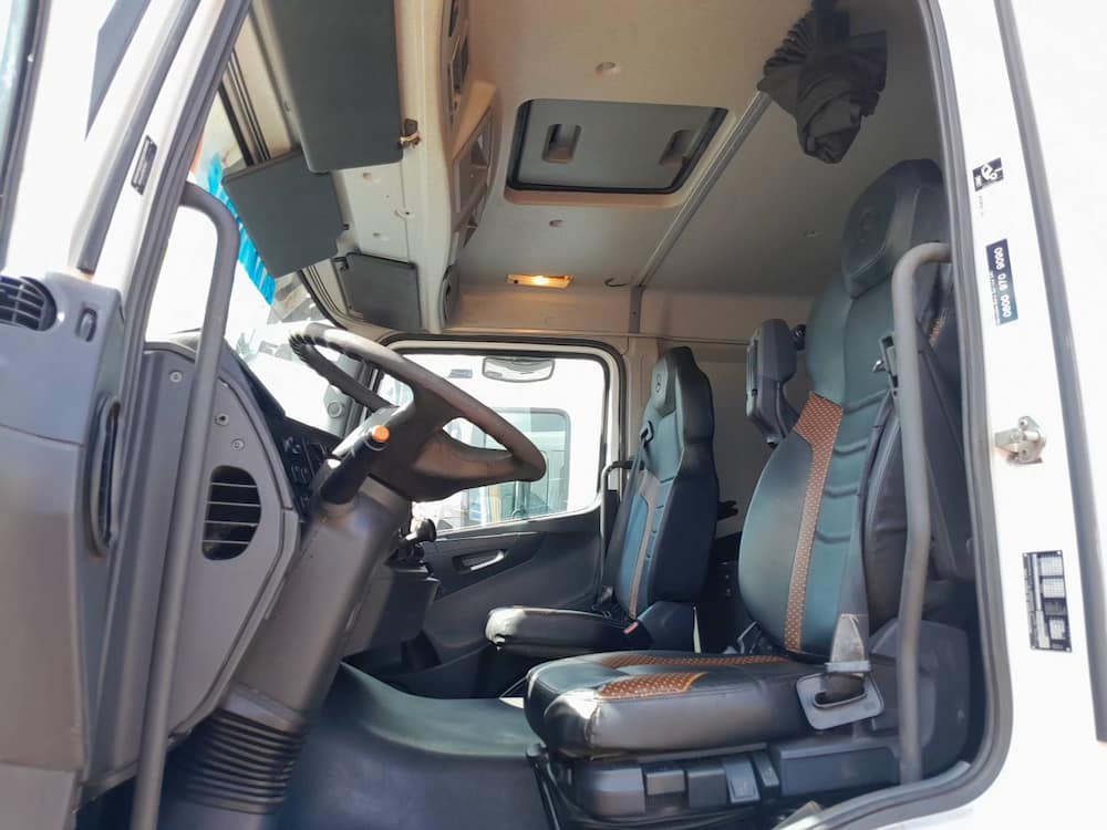 Mercedes-Benz Axor 3344 S (6X4)