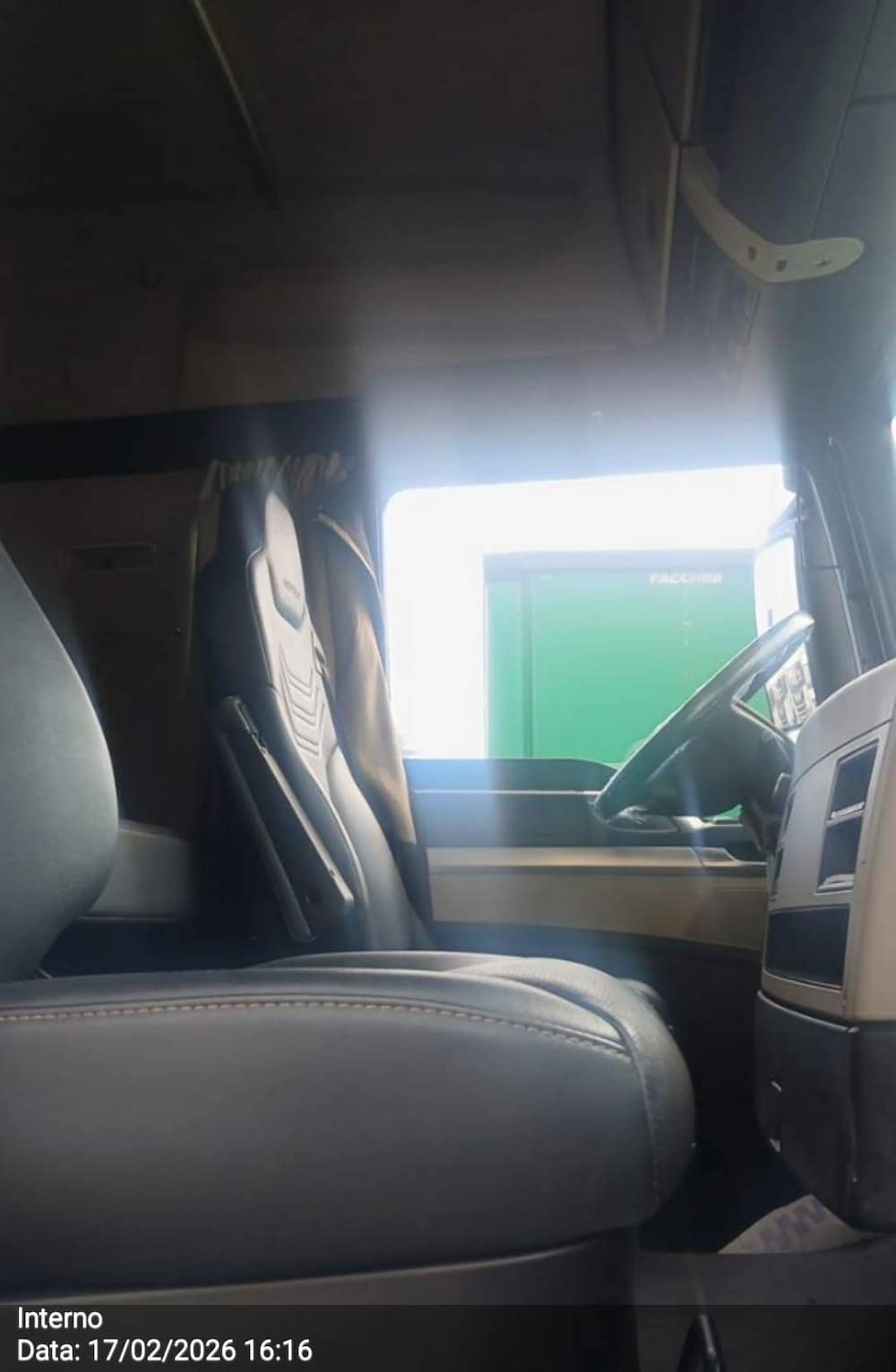 Volkswagen Meteor 29.520 6x4 2p (diesel)(E5)