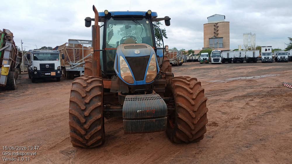 NEWHOLLAND T7 260