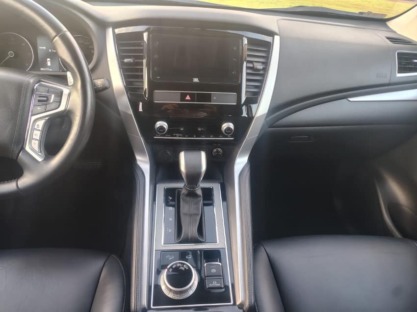 Mitsubishi PAJERO SPORT 2.4 16V MIVEC TURBO DIESEL HPE AWD AUTOMÁTICO 2021/2022