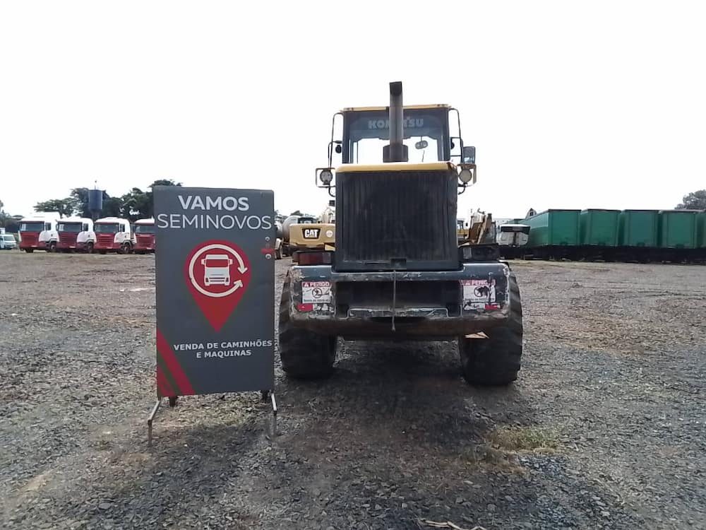 KOMATSU WA200