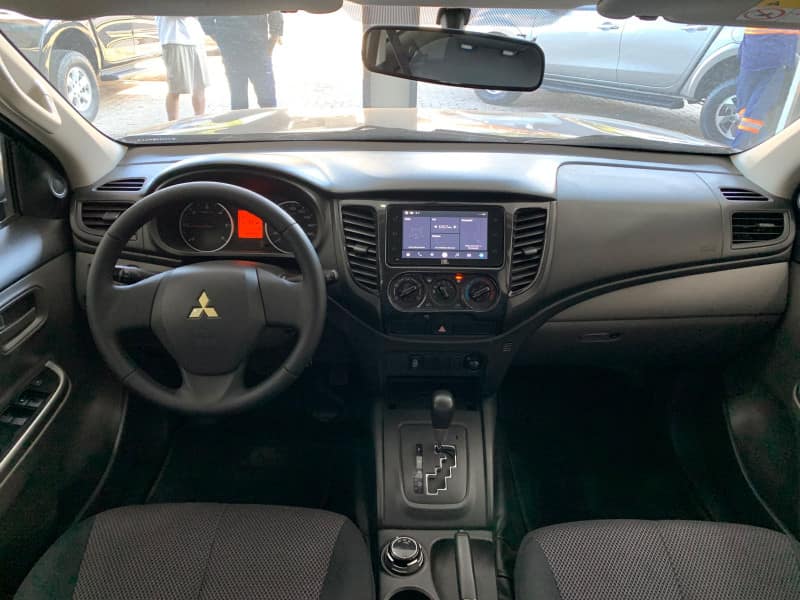 Mitsubishi MMC TRITON SPORT OUTD GLS