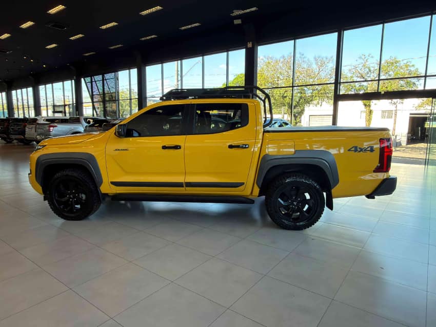 MITSUBISHI TRITON SAVANA 2.4 D 4X4 AT