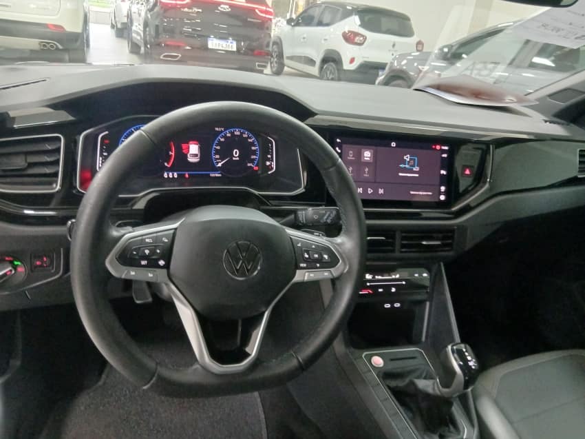 Volkswagen NIVUS 1.0 200 TSI TOTAL FLEX HIGHLINE AUTOMÁTICO 2023/2023