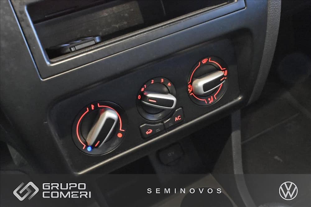 2012 VOLKSWAGEN FOX 1.0 MI 8V FLEX 4P MANUAL