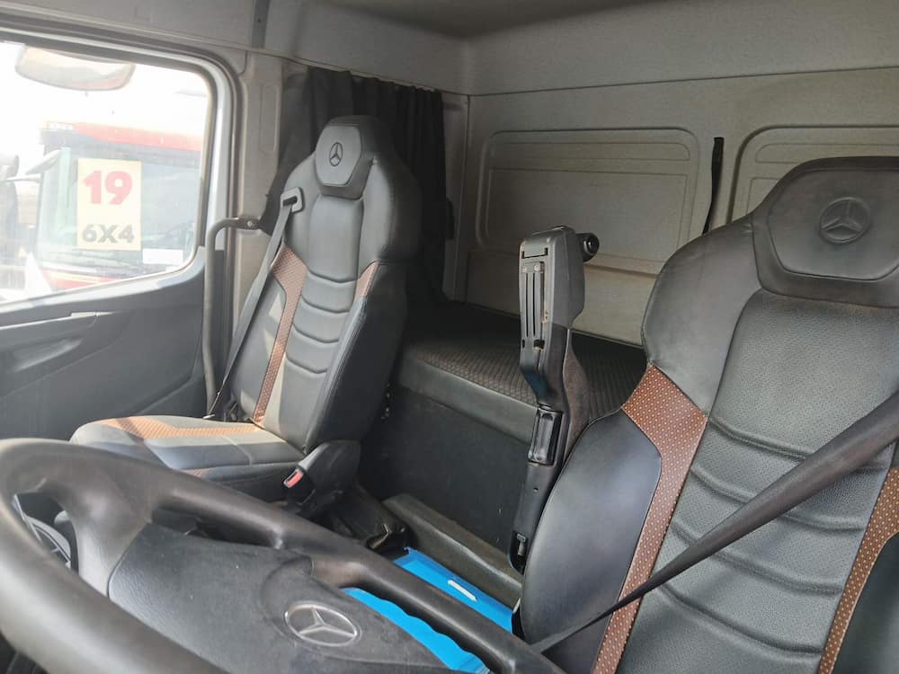 Mercedes-Benz Axor 3344 S (6X4)