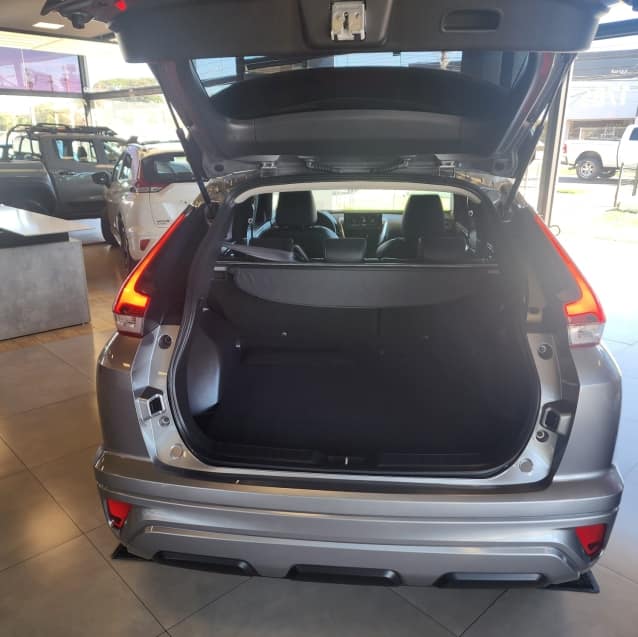 Mitsubishi ECLIPSE CROSS 1.5 MIVEC TURBO GASOLINA HPE CVT 2025/2026